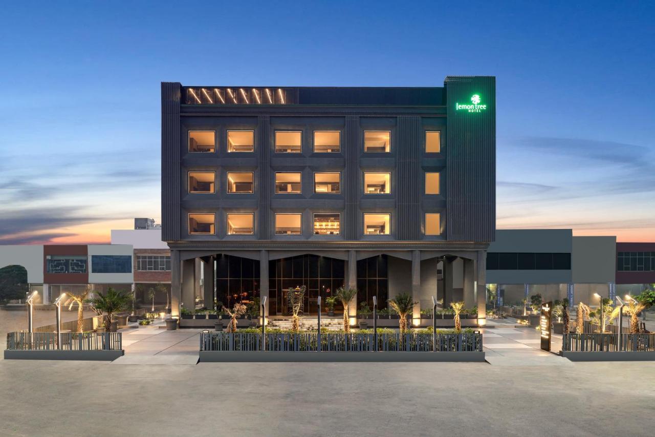 Lemon Tree Hotel, Hisār Exteriér fotografie