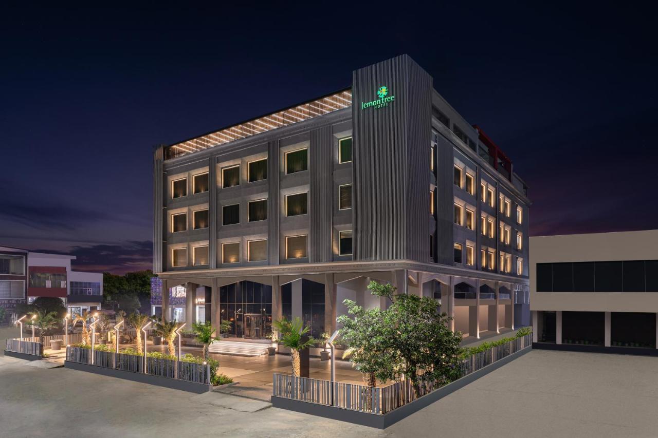 Lemon Tree Hotel, Hisār Exteriér fotografie